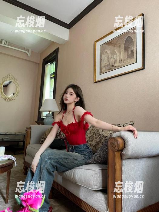 166吃瓜 冲上166吃瓜app,黑料揭秘,让你秒懂人间百态!