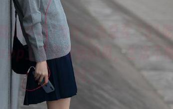 为什么我总在“51吃瓜中心”app上看到奇葩的瓜，生活不够精彩吗？