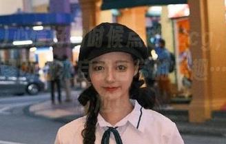 心情好的时候点进52cg，出乎意料的荒谬网址来自我自带的无趣…呃，尴尬！