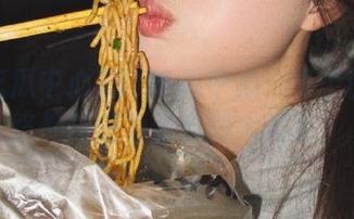 91吃瓜中心：每个回家的路都能成为看瓜的大舞台！