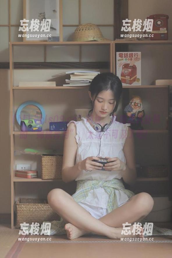 hl “hls09.cc”网址,真的是八卦界的“嫦娥奔月”,太遥不可及了吧!