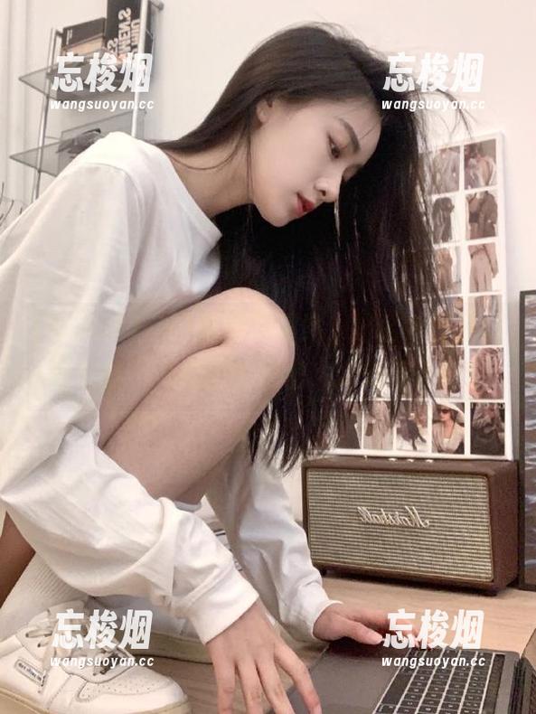 “hl黑料”网站，这名字让我想起那些不可描述的秘密，太对味了吧！