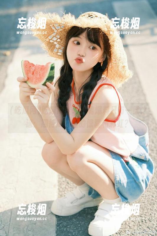 吃瓜网登录，离爆料只有一键之遥：期待瓜田里的惊喜和彩虹？