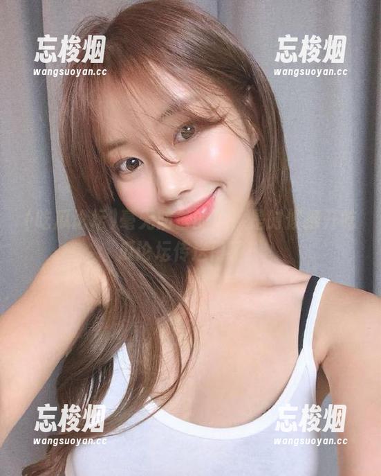 毫无防备的瓜，是时候推开吃瓜论坛传送门了！