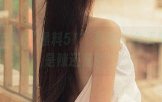 “黑料51”更新！今天的八卦是辣还是甜？