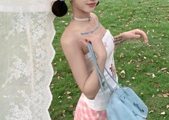 最新黑料su，热闹节目又上演，准备好你的爆米花！