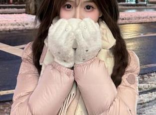 在线揭秘：黑料不打烊QQ群的那些暗黑交易！