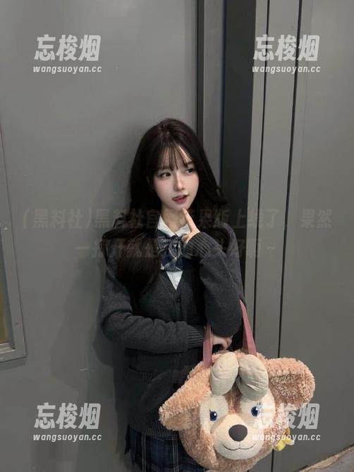 黑料社 黑料社官网苹果版上线了,果然一打开就是我的心头好啊~