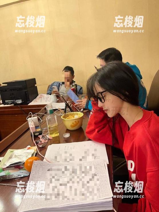 黑料网不打烊 黑料网不打烊,今日线路金光闪闪,瓜皮们分分钟开吃!